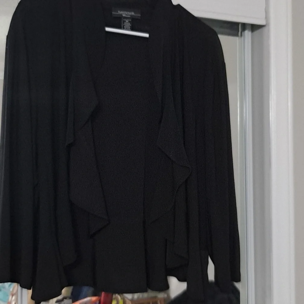 Beautiful and sexy soft jacket and skirt - Picture 2 of 8